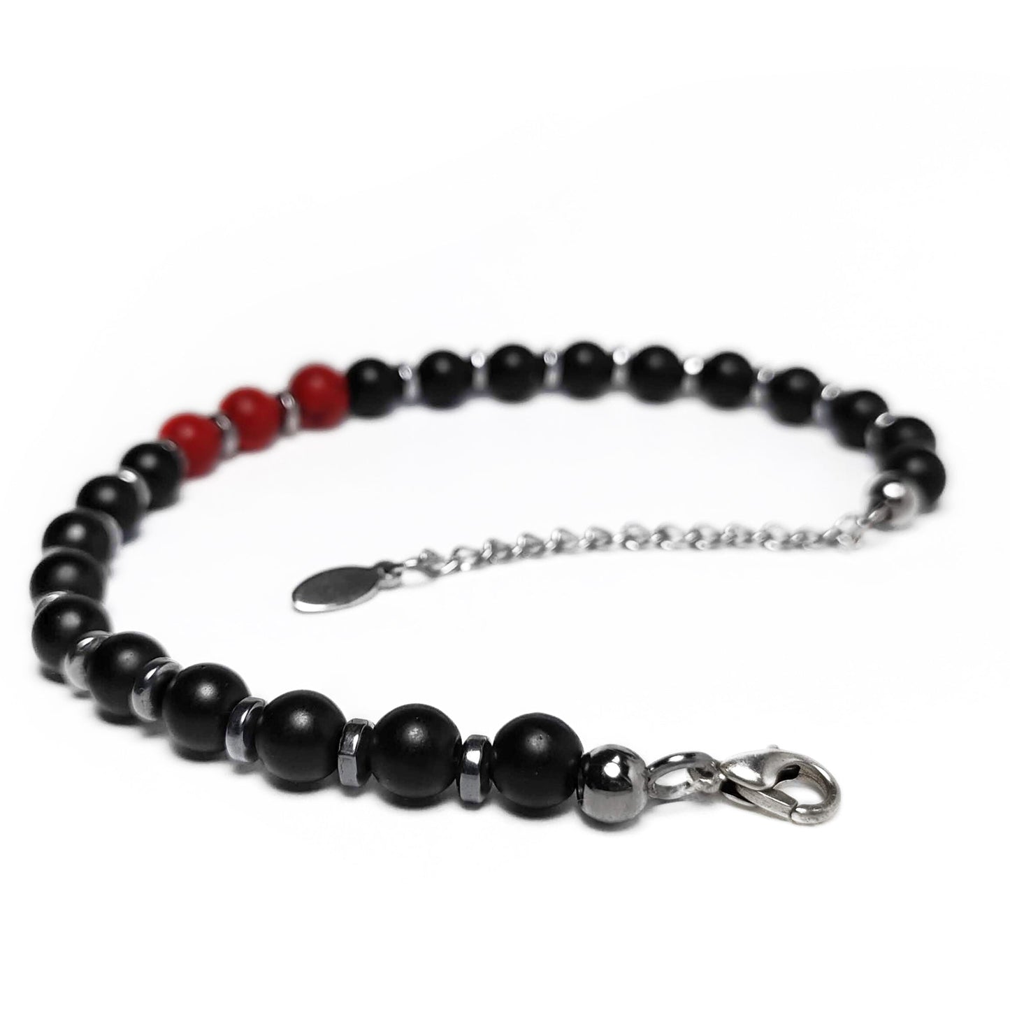 Bracciale uomo onice nero aulite rossa e inserti ematite acciaio dettaglio chiusura