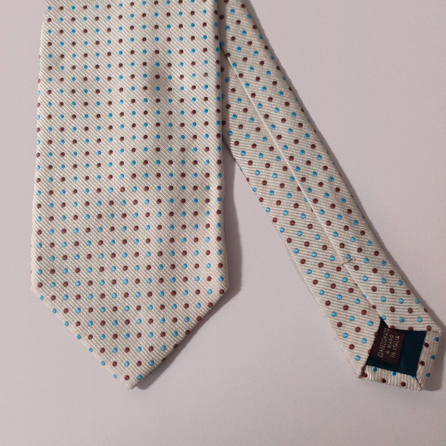 Cravatta Beige Pura Seta con Microdisegno Pois Colorati Fumagalli