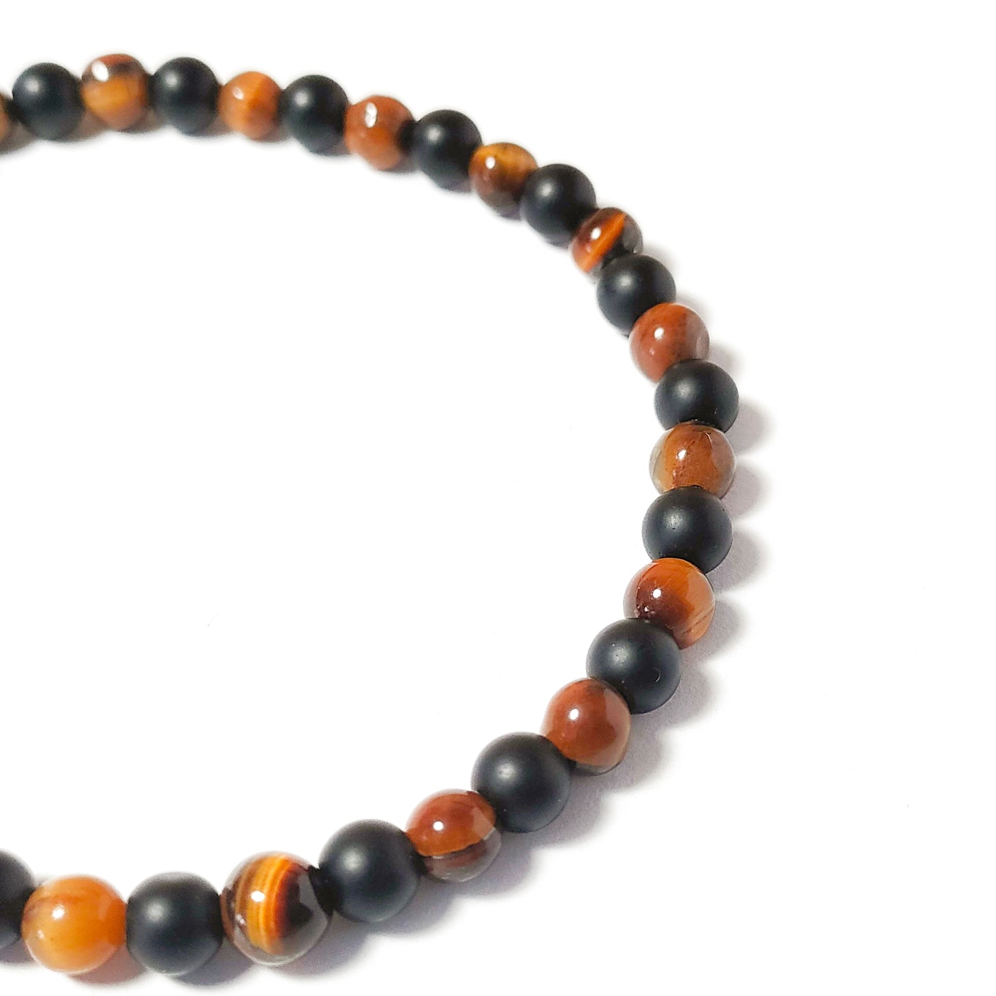 bracciale onice nero satinato e occhio di tigre da uomo dettaglio