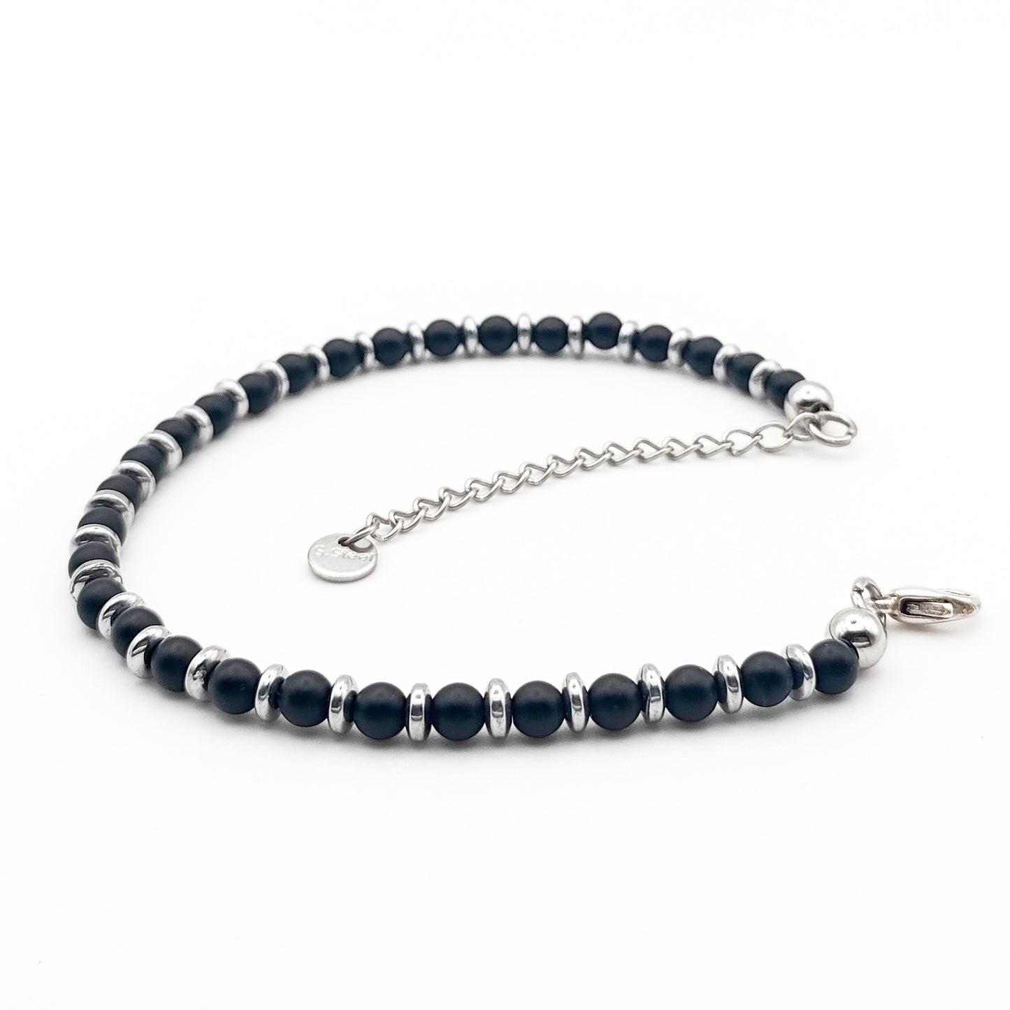 bracciale onice nero per uomo con inserti ematite acciaio dettaglio chiusura